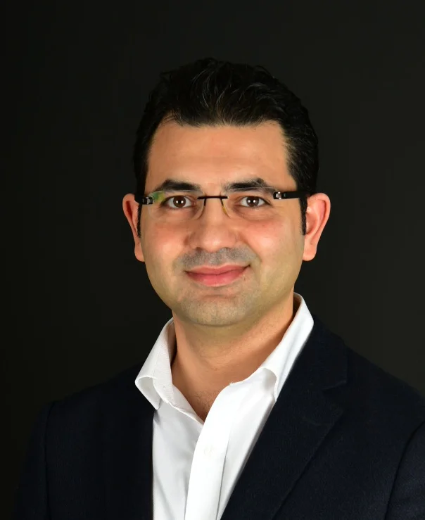 European board-certified plastic surgeon Op. Dr. Kamran Efendioğlu in Istanbul